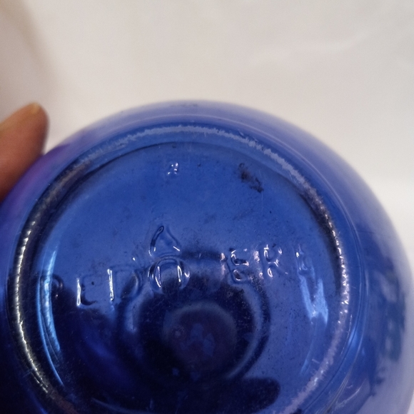 VINTAGE REDOLERE Cobalt Blue Decanter with Frog Figurine Stopper Collectible - Picture 5 of 8